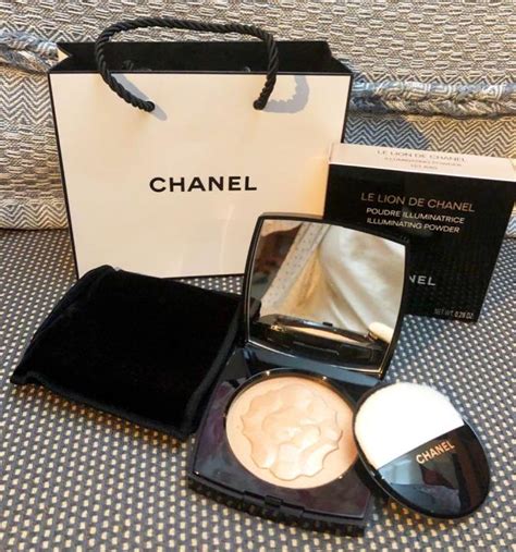 Chanel Le Lion de Chanel Le Signe du Lion Illuminating Powder 